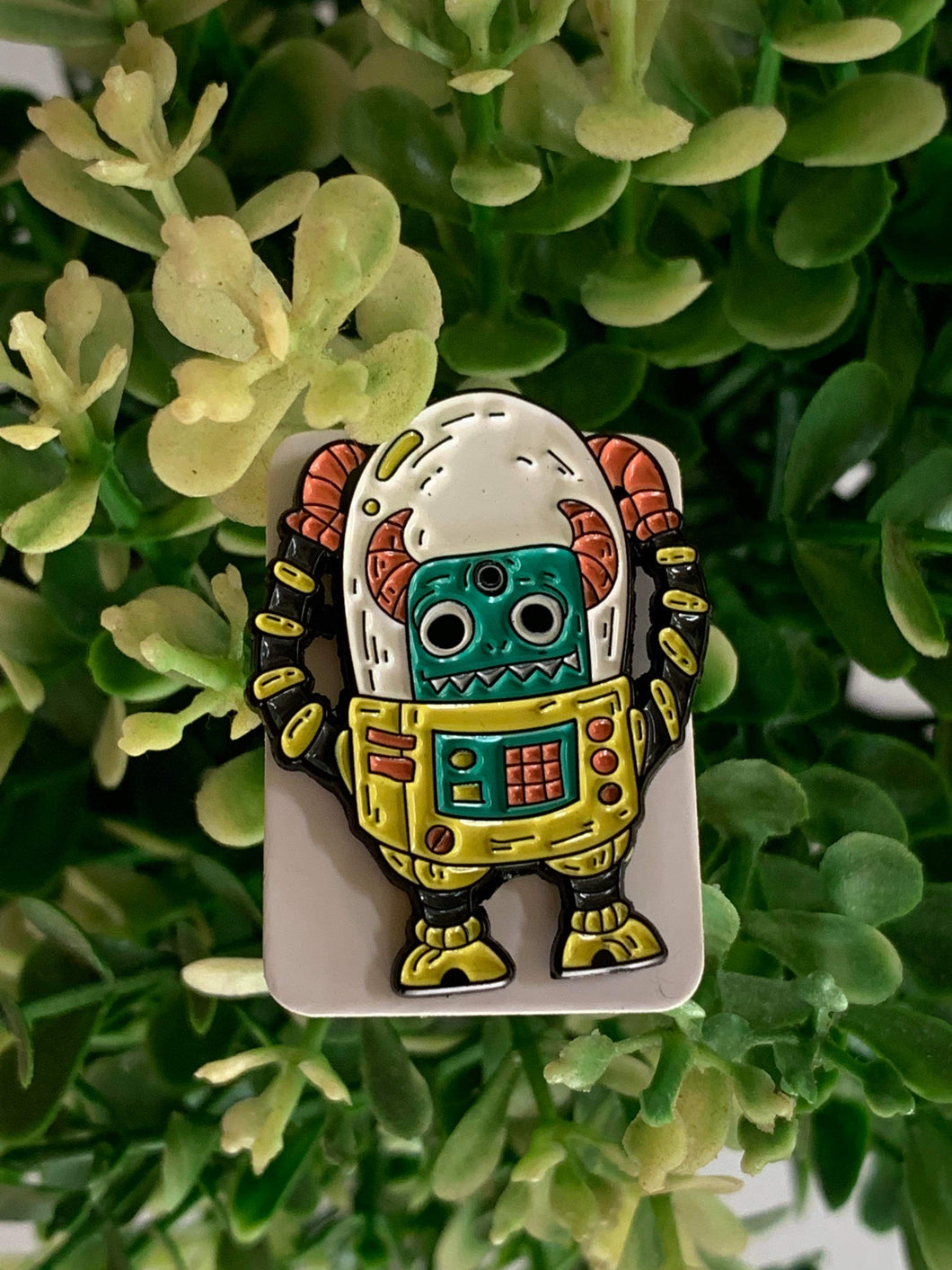 Robo Brooch