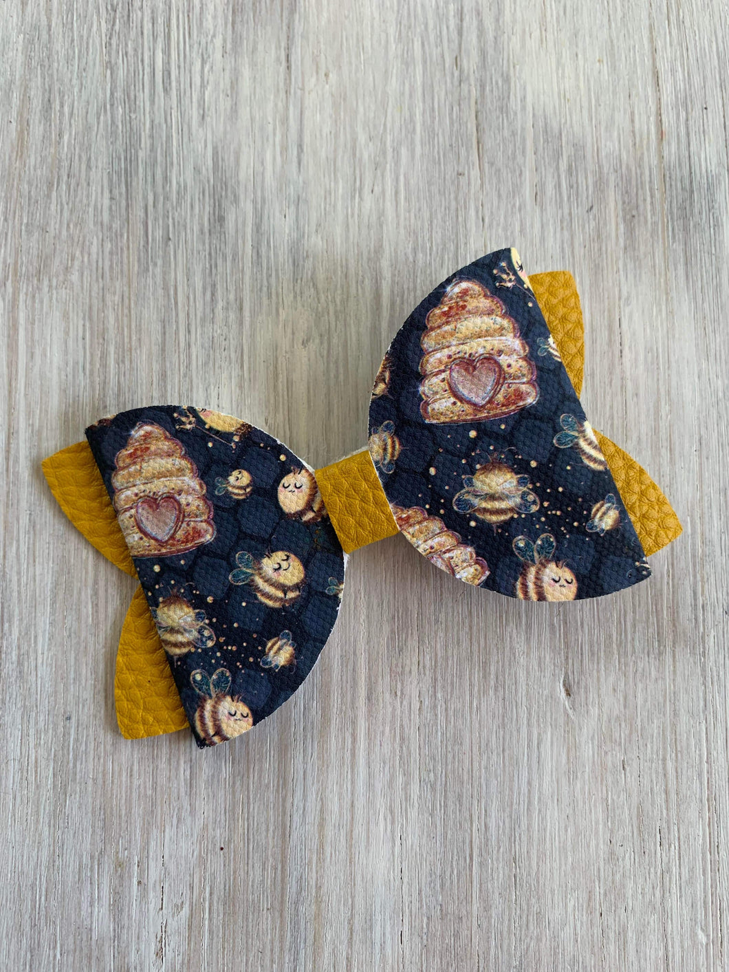 Bee Hive Bow