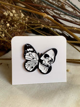 Load image into Gallery viewer, Skull Butterfly Brooches
