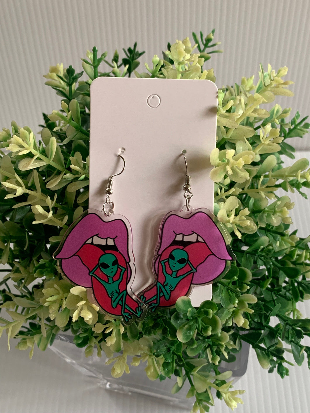 Alien Lips Earrings