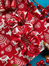 Load image into Gallery viewer, Aussie Christmas Scrunchie
